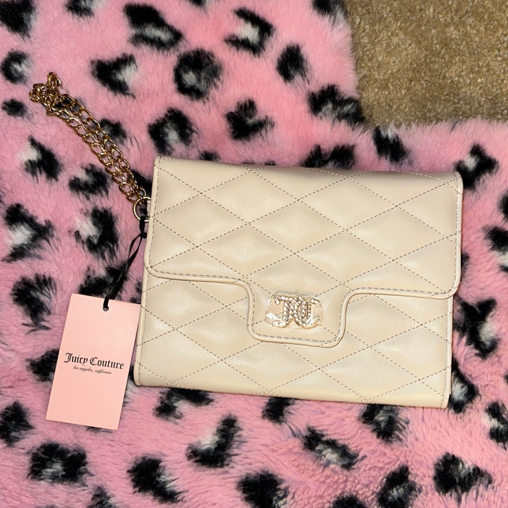 Juicy Couture wristlet